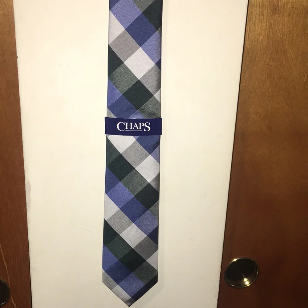 🌎NWT Chaps Checkered Tie